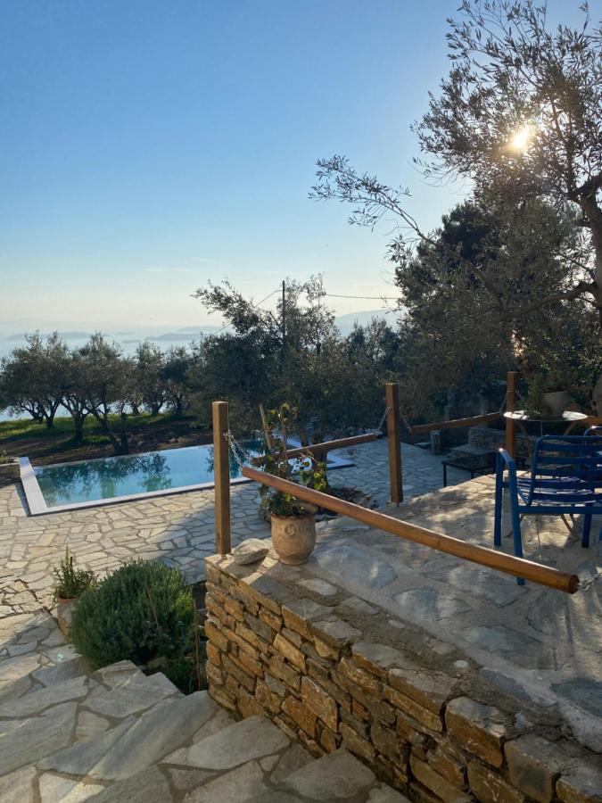 Villa Marouda Glossa Bagian luar foto