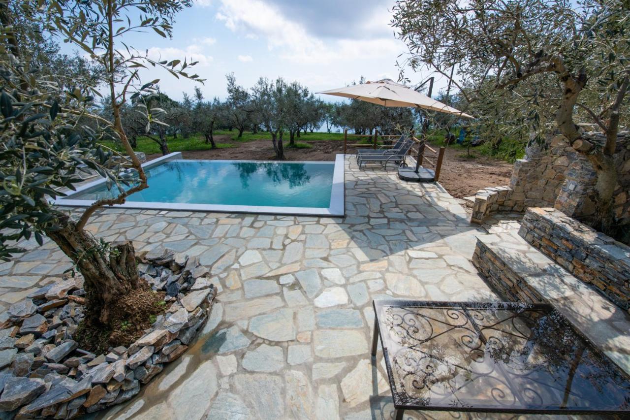 Villa Marouda Glossa Bagian luar foto