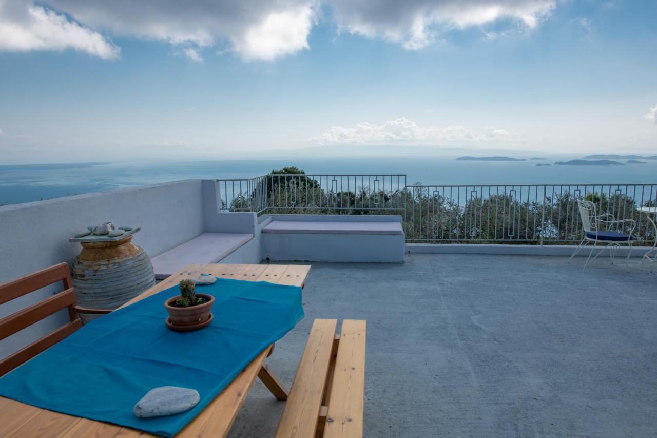 Villa Marouda Glossa Bagian luar foto