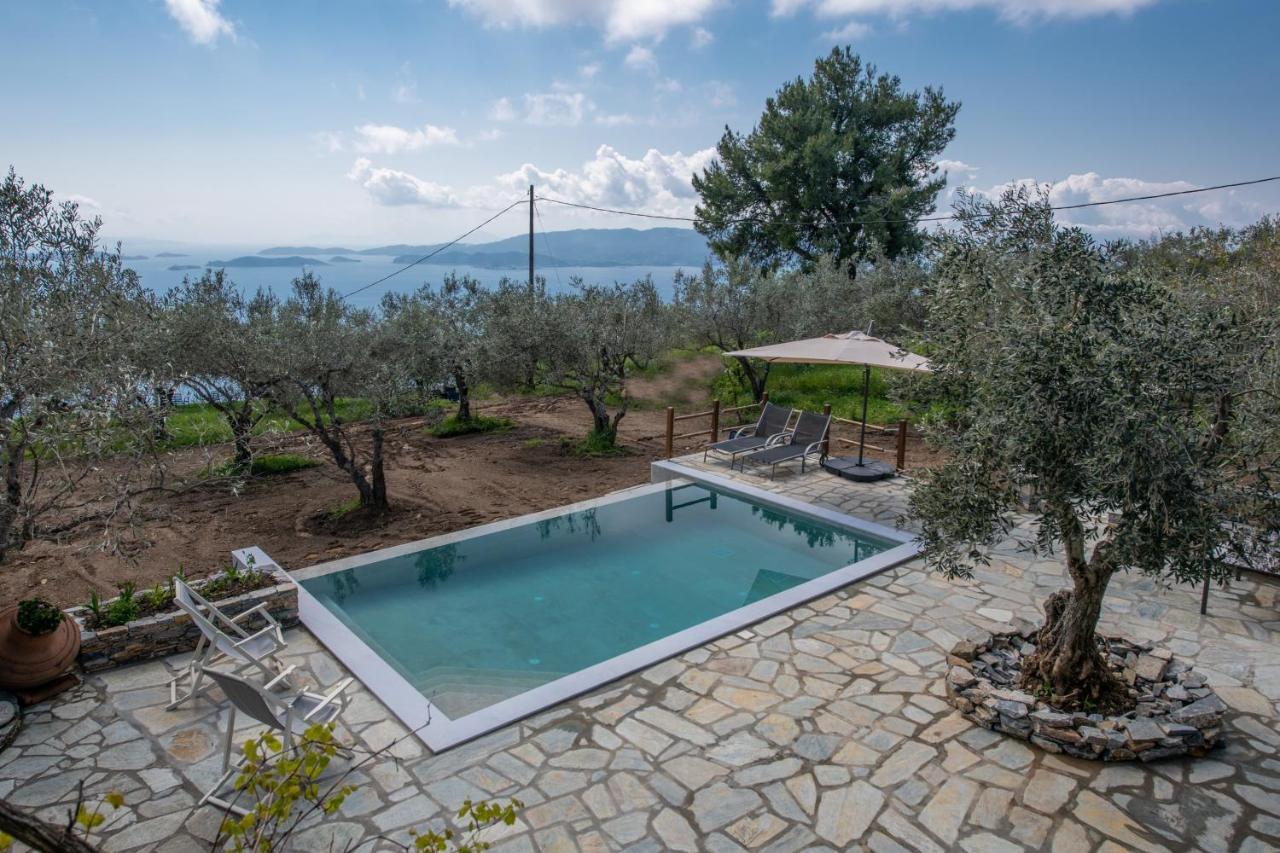 Villa Marouda Glossa Bagian luar foto