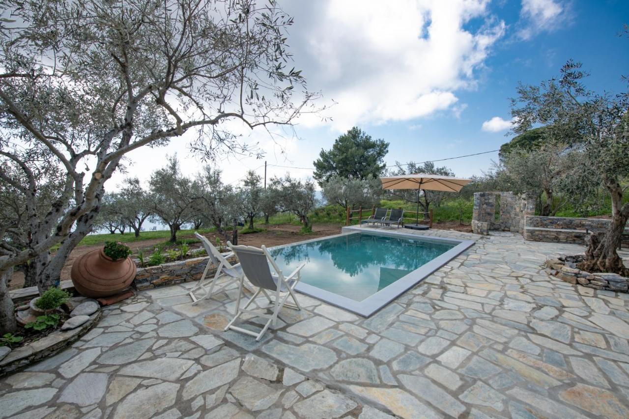 Villa Marouda Glossa Bagian luar foto