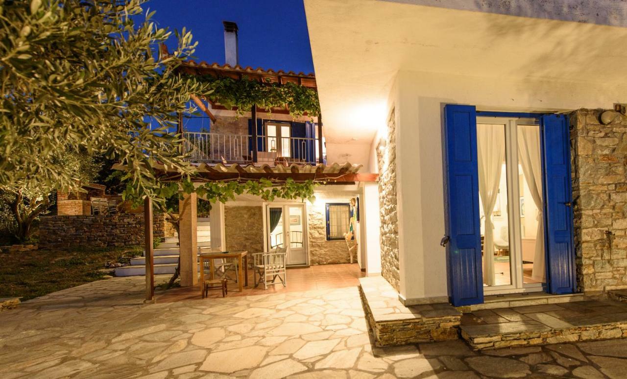 Villa Marouda Glossa Bagian luar foto