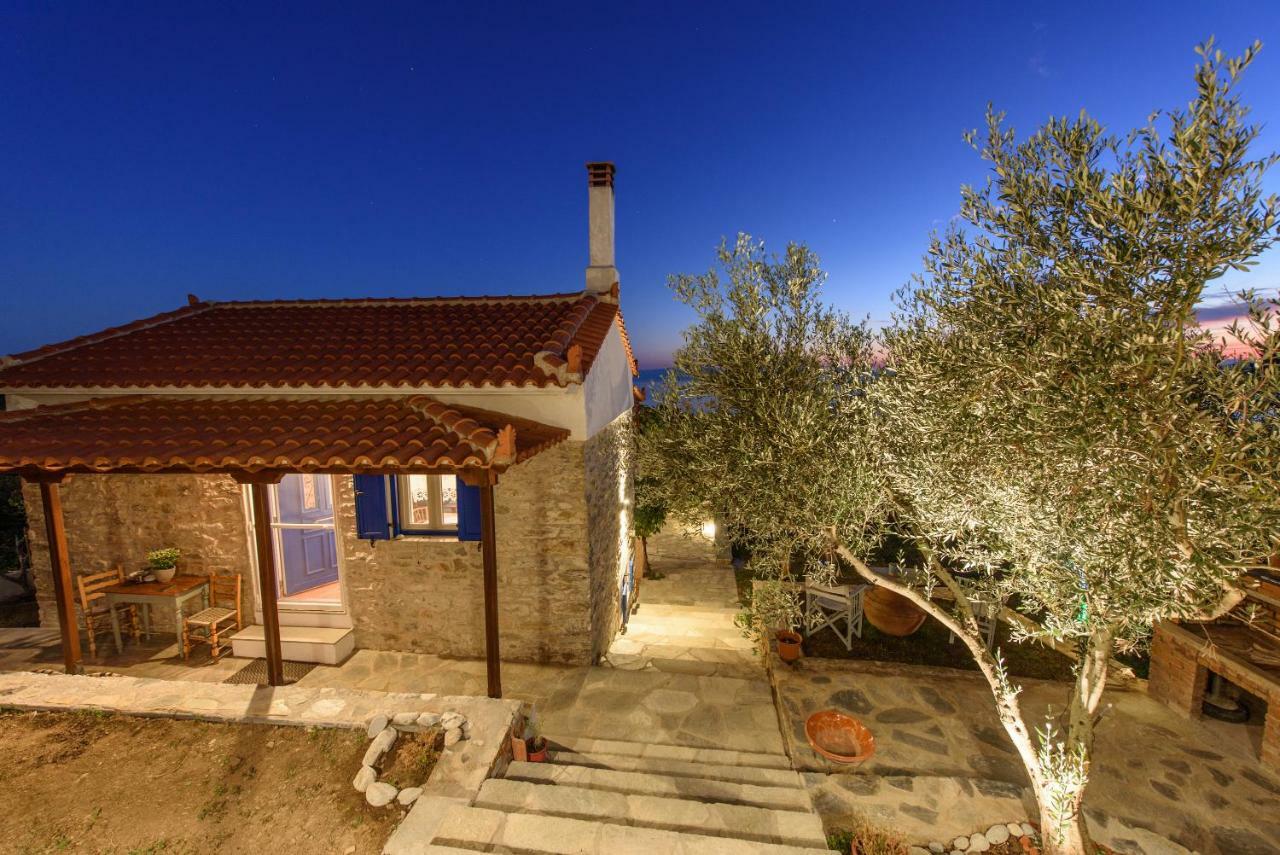 Villa Marouda Glossa Bagian luar foto