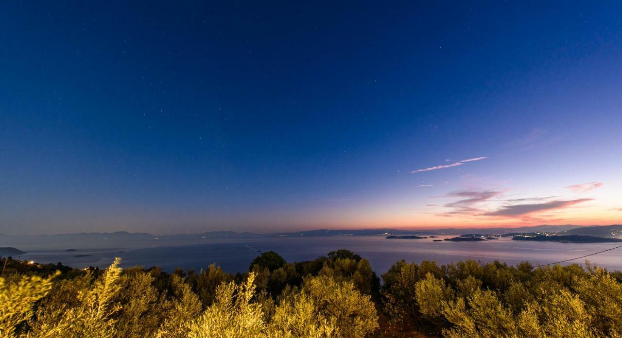 Villa Marouda Glossa Bagian luar foto
